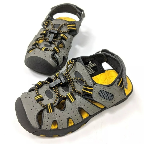 khombu water sandals